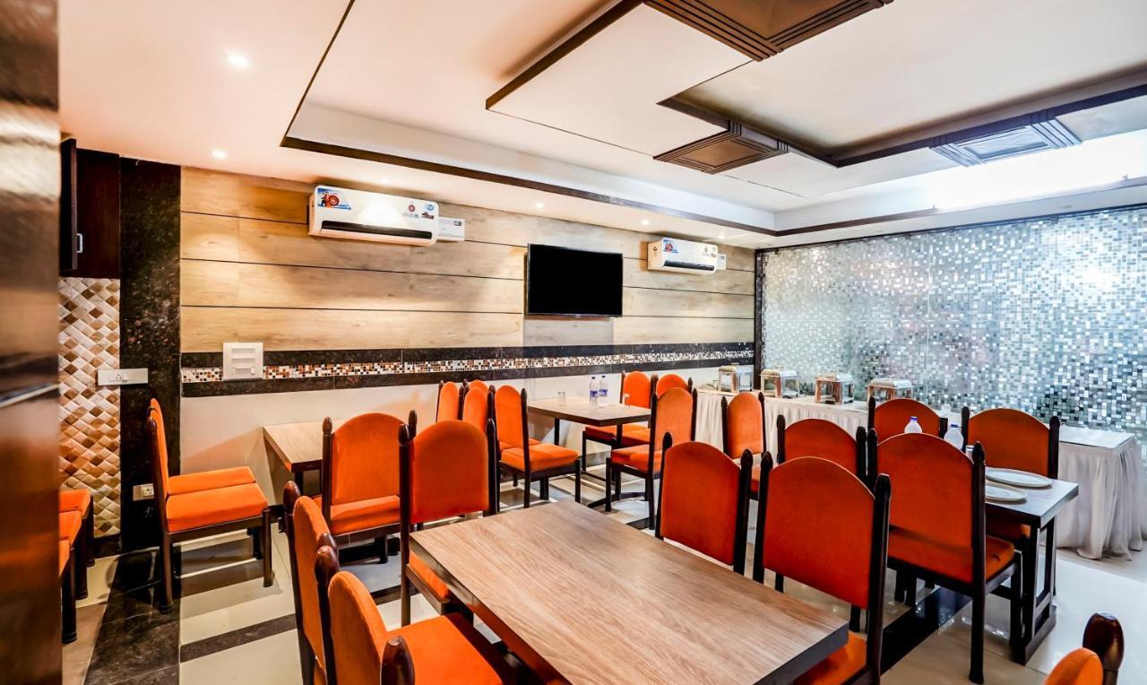 Hotel Oscar Regency بانتشكولا المظهر الخارجي الصورة