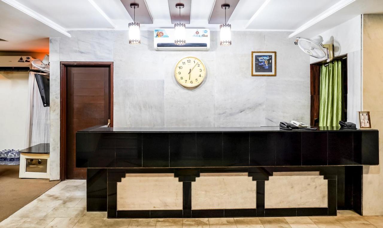 Hotel Oscar Regency بانتشكولا المظهر الخارجي الصورة